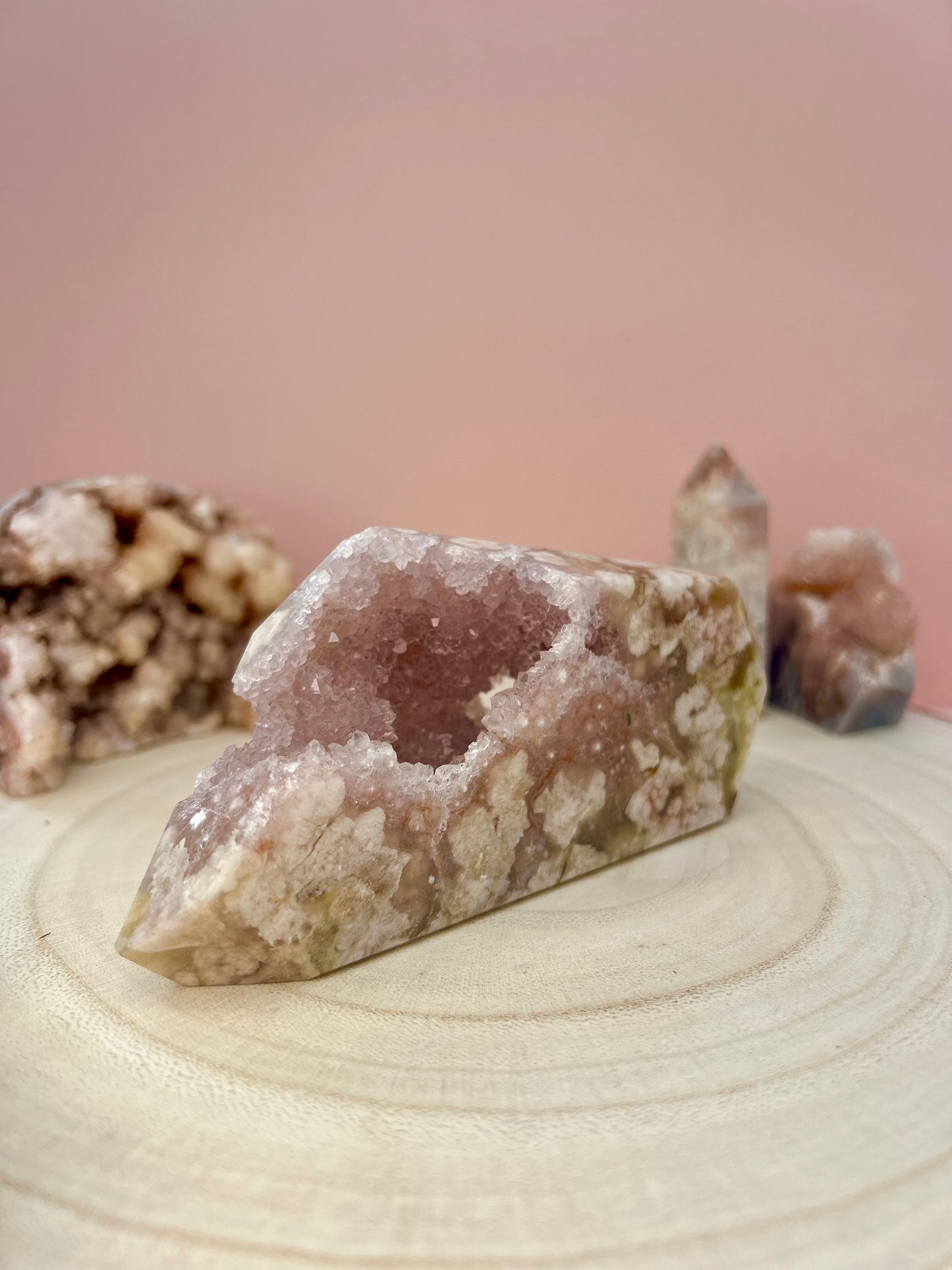 Flower Agate Pink Druzy Carving